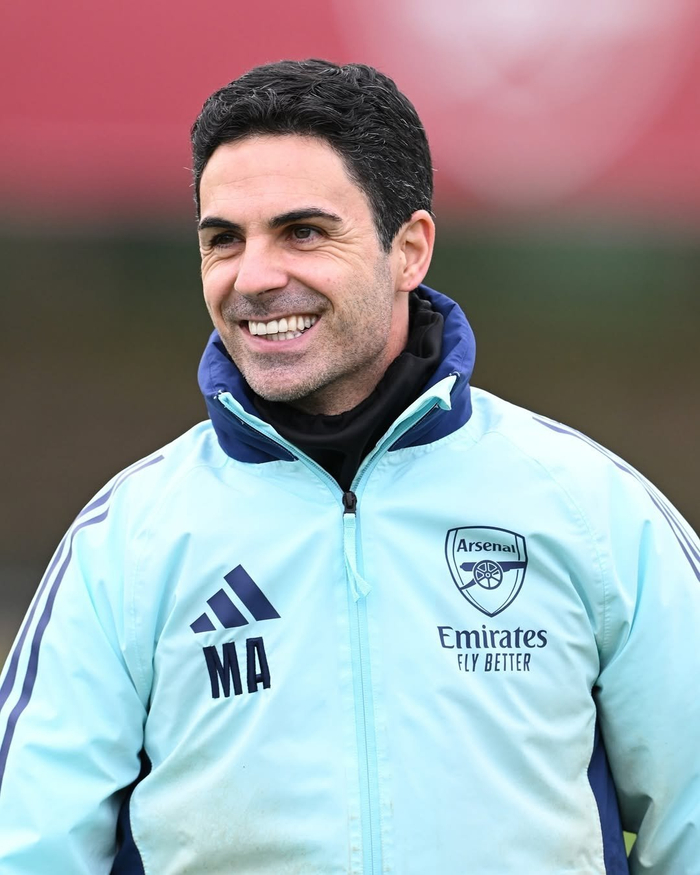 身价还得涨！尼科-帕斯13场5球5助攻，成意甲赛季首位造10球球员（身价继续飙升：尼科-帕斯13战5球5助，成意甲本季首位参与10球球员）