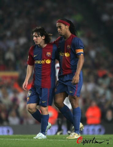 CCTV5直播！莎头打头阵 王曼昱女单！梁靖崑VS小勒布伦！世界杯中法对阵表出炉（CCTV5直播：莎头率先登场，王曼昱出战女单，梁靖崑迎战小勒布伦，乒乓世界杯中法对阵公布）