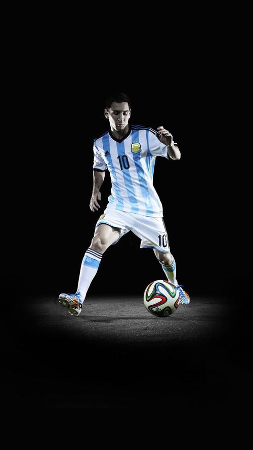 德天空：那不勒斯想签弗赖堡中场曼赞比顶替受伤的德布劳内（德天空：那不勒斯拟签弗赖堡中场曼赞比，以替代因伤缺阵的德布劳内）