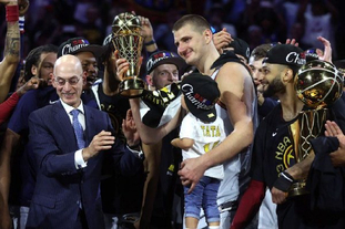 詹姆斯谈最后部署：我们为此做了准备，我们执行得非常完美（詹姆斯谈关键回合：早有预案，执行近乎完美）