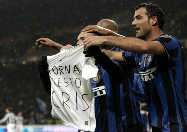 阿莫林头大了！曼联1-1又爆冷：英超7队争四差3分，1队成大黑马（1-1又翻车！曼联失分令阿莫林犯难：英超前四之争7队仅差3分，一队跃升大黑马）