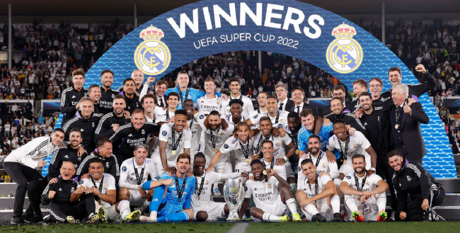 下半场发威！穆雷贡献23分12助攻，三分4中3（穆雷下半场爆发：23分12助攻，三分4投3中）