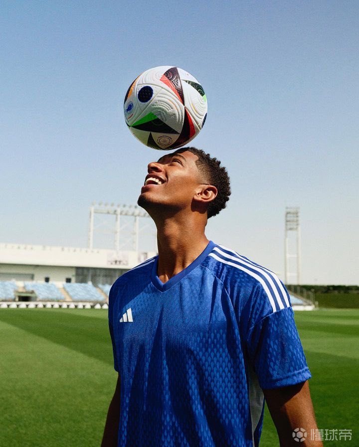 意杯国米5-1威尼斯晋级，小图拉姆双响，皮奥、博尼轰世界波（意大利杯：国米5-1大胜威尼斯晋级，小图拉姆梅开二度，皮奥与博尼轰出世界波）